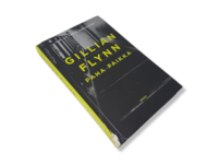 Kirja (Gillian Flynn - Paha paikka)
