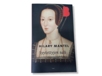 Kirja (Hilary Mantel - Syytettyjen sali)