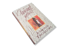 Kirja (Joanna Trollope - Parhaat ystävät)