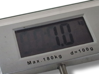 Henkilövaaka (Konig HC-PS100)