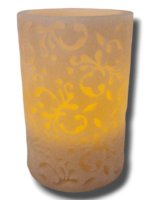 LED Vahakynttilä (korkeus n 16 cm)