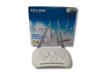 ADSL2 -modeemi / reititin (TP-Link TD-W8961ND)