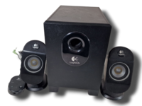 Tietokonekaiuttimet (Logitech X-210)