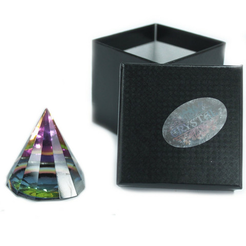 12 sivuinen maaginen pyramidi lasia 50 mm korkea - nostetta nurkkiin