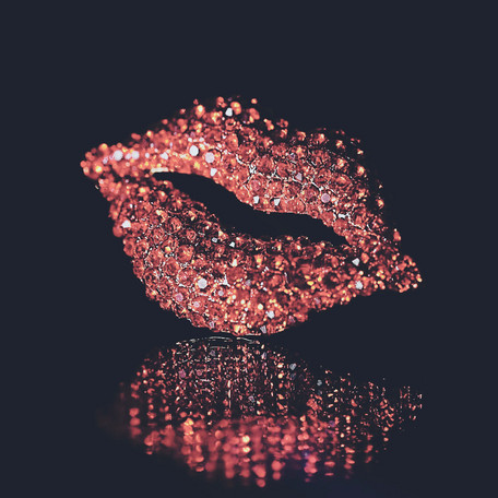 Nauhoite - Eroottinentarina maustaa hetkesi, koronavapaata vaihtelua 