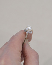 Pearl hiuspinni