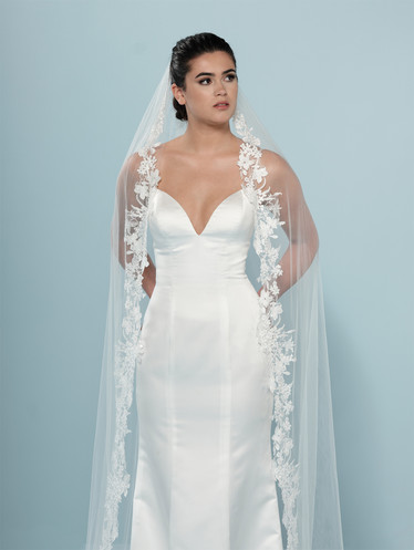 Bella pitsireunainen huntu 280cm (tilaustuote)