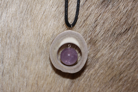 Reindeer Horn Necklace with 14mm Stone Pearl Amethyst