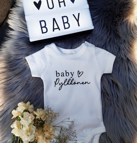 Baby 'sukunimi' -silityskuva
