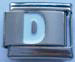 D valkoinen
