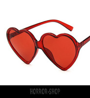 Red heart retro aurinkolasit