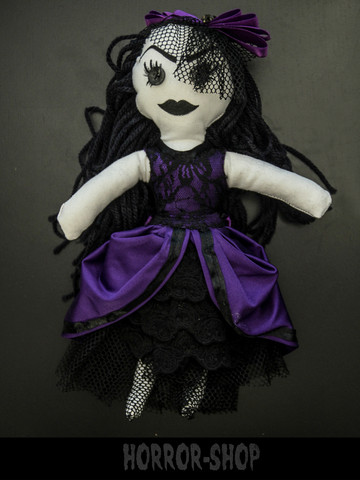 Gothic Violetta ragdoll