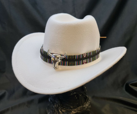 Valkoinen cowboy hattu
