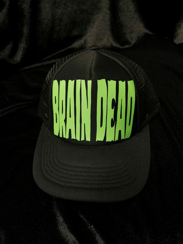 brain dead - trucker cap