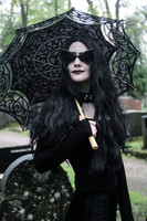 Dark fashion, vampire bat sun glasses