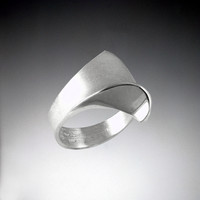 Curved Mirror