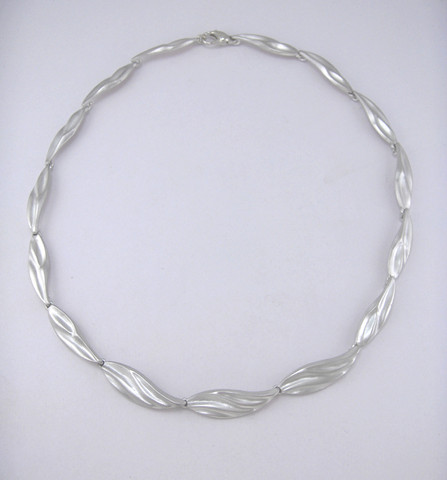 Silver necklace Winter Swell