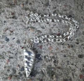 Spiral conch sea shell bracelet