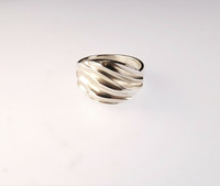 Eco silver ring Waves