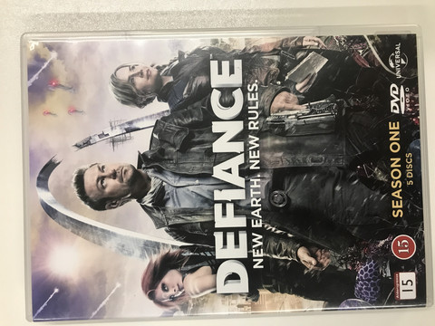Defiance - Season One (DVD)