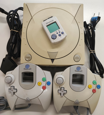 Sega Dreamcast konsolipaketti