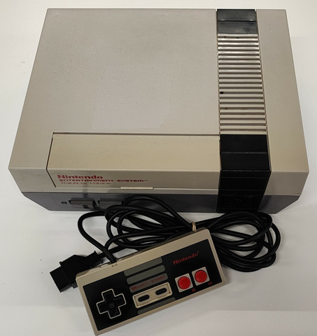 Nintendo NES SCN konsoli