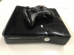 Xbox 360 S 250Gb konsolipaketti