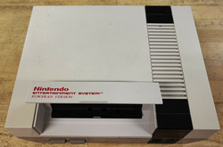 Nintendo NES -konsolipaketti (2)