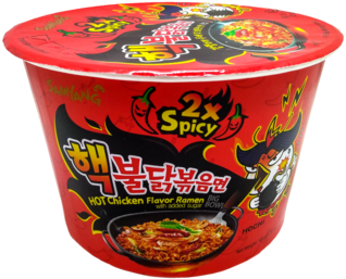 Buldak Hot Chicken 2x Spicy Big Bowl Ramen - RÄJÄHTÄVÄN TULINEN!