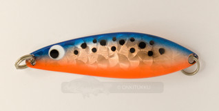 Kapun taimen uistin 83mm 20g väri 8