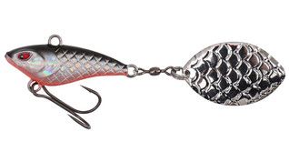 Mikado M-tail Bloody Roach 3g