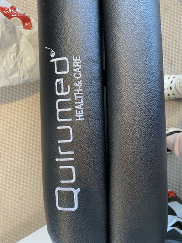 Kannettava hierontapöytä, 85€