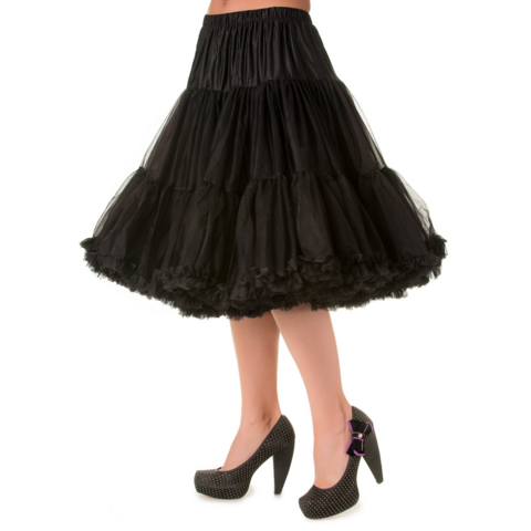Musta tyllialushame, sopii useimpiin mekkoihin värinsä puolesta.