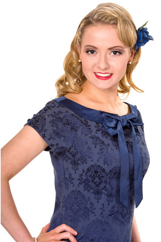 Kapea mekko navysininen