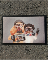 Selfie ovimatto, kissa ja koira kynnysmatto