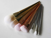 Siveltimet & meikkaustarvikkeet