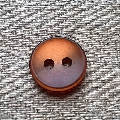 Kuparinruskea paidannappi, 11 mm