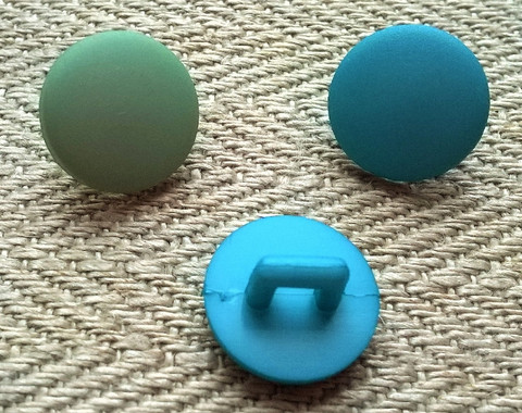 Vihertävänturkoosi kantanappi, 10 mm