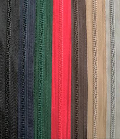 2-lukkoinen avoketju 65 cm, 8 väriä