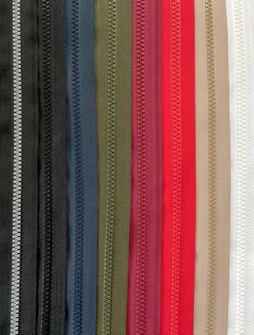 2-lukkoinen avoketju 70 cm, 11 väriä