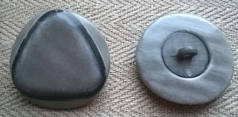 Harmaa takinnappi, 30 mm
