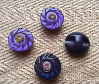 Lila koristenappi, 11 mm