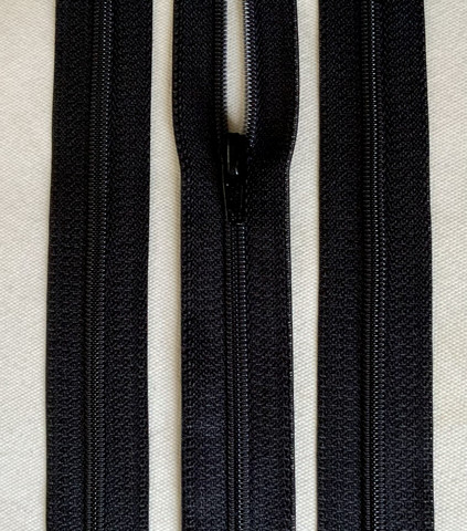 6 mm vetoketju, pituus 60 cm, väri musta