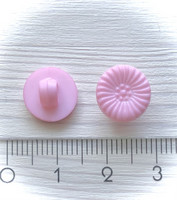 Vaaleanpunainen kukkakantanappi, 11 mm