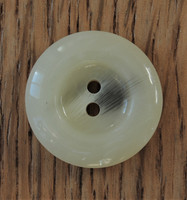 Luonnonvalkoinen nappi, 23 mm