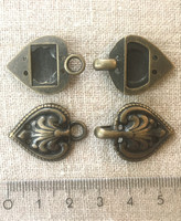 Koristehakanen, neljä väriä, 50 x 20 mm