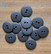 Musta nappi, mattapintainen, 23 mm