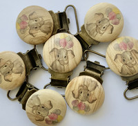Norsukuviollinen puuklipsi 27 mm