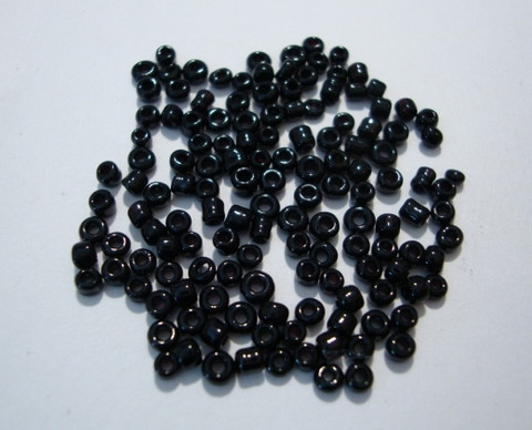 Siemenhelmi musta 2 mm (20 g/pss)