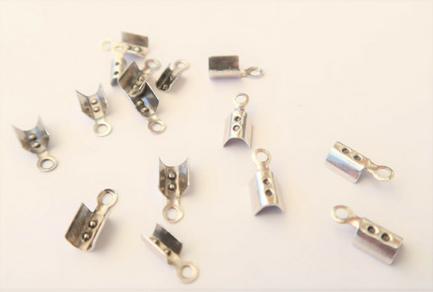 Nauhanpää hopeoitu 2  mm nauhalle 8 x 3 mm (10 kpl/pss)